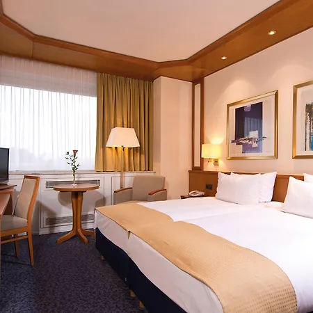 Leonardo Frankfurt South Hotell