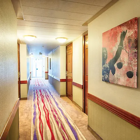 Hotell Leonardo Frankfurt South 4*