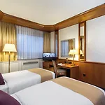Hotel Leonardo Frankfurt South 4*