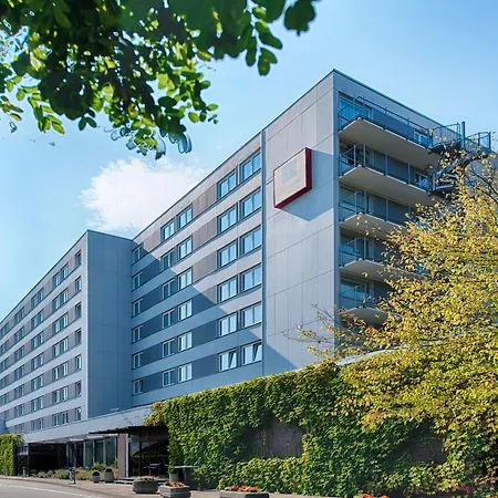 Hotel Leonardo Frankfurt South 4*
