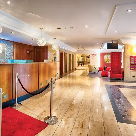 Hotel Leonardo Frankfurt South 4*