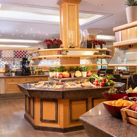 Leonardo Frankfurt South Hotel 4*