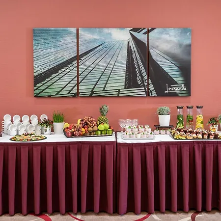 Leonardo Frankfurt South Hotel 4*