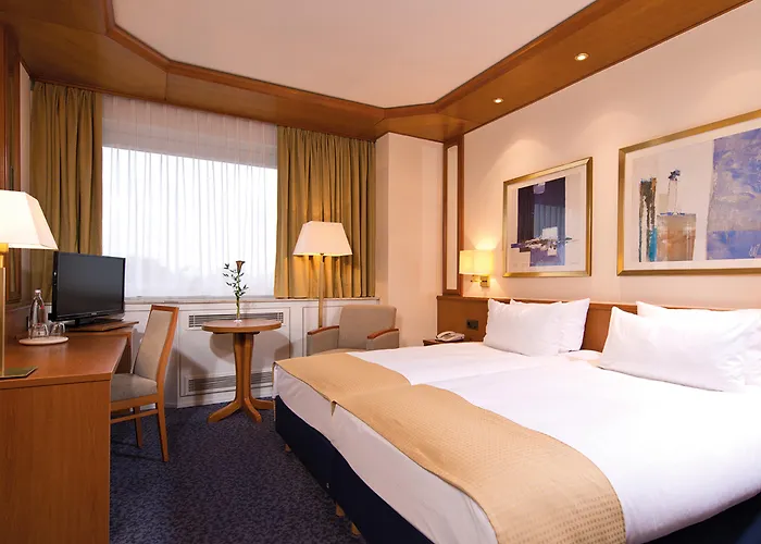 Leonardo Frankfurt South Hotell