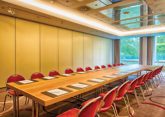 Leonardo Frankfurt South Hotell