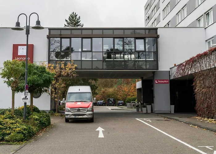 Leonardo Frankfurt South Hotell 4*