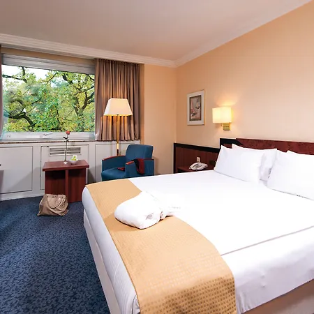 Leonardo Frankfurt South 4*