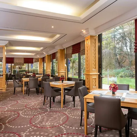 Hotel Leonardo Frankfurt South 4*