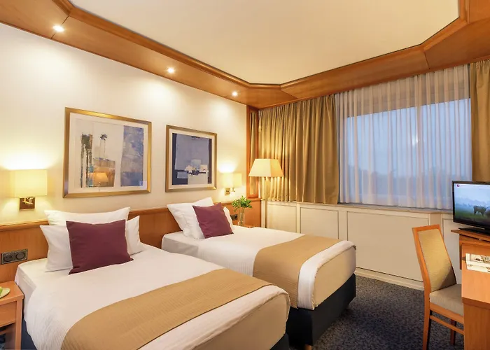 Szálloda Leonardo Frankfurt South 4*